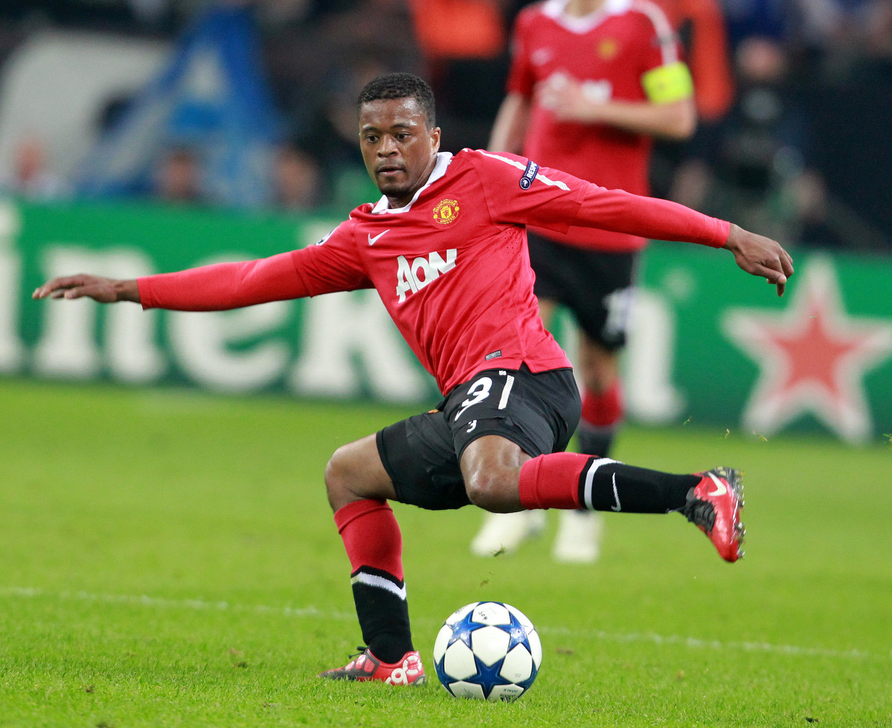 队包揽英超 队包揽英超