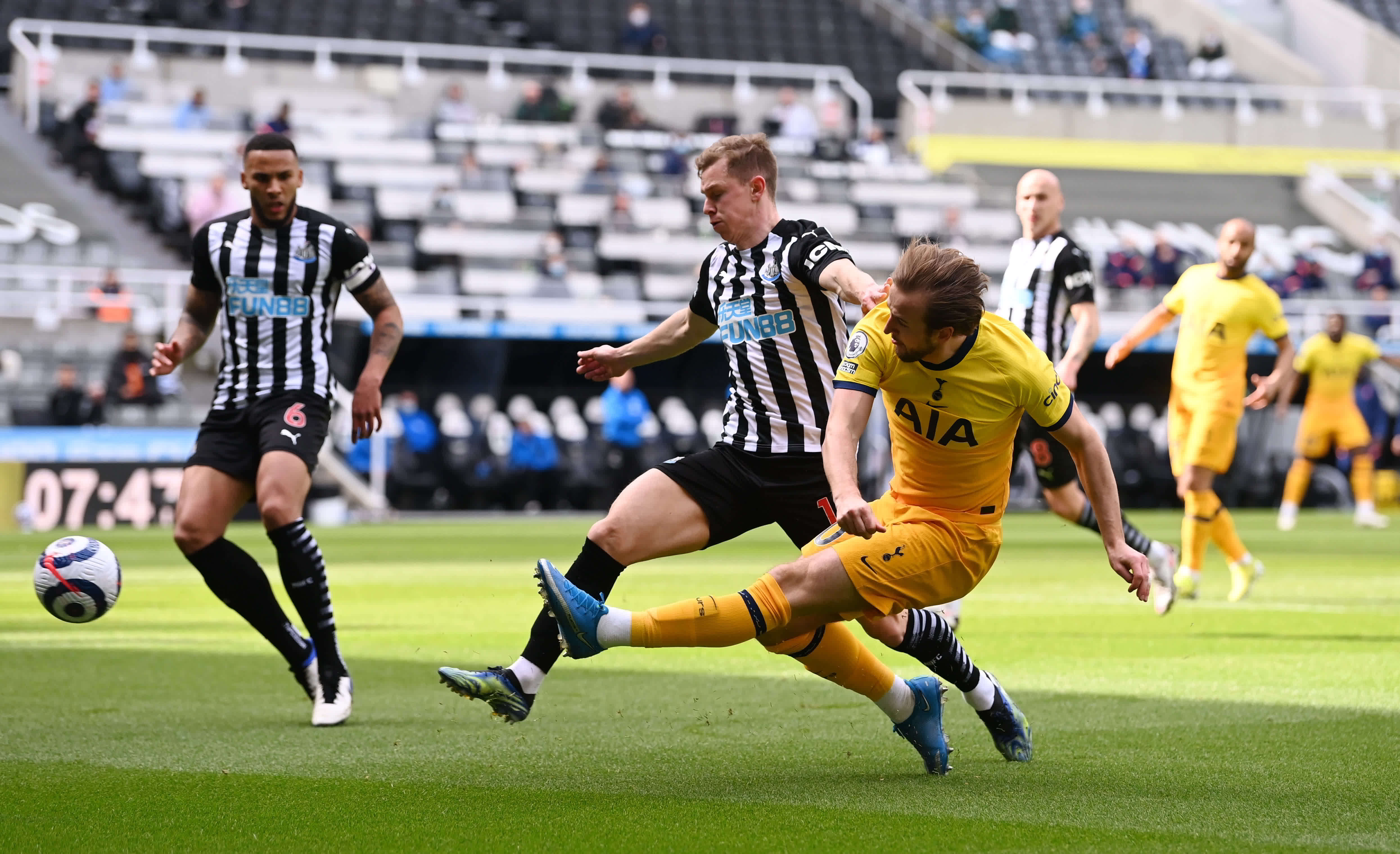 主场观众的 主场观众的